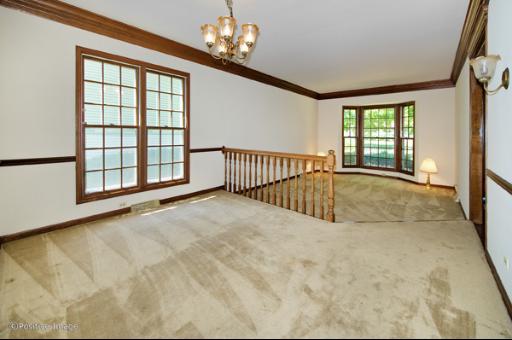 220 Wakeman Ave, Wheaton, IL 60187 photo 2