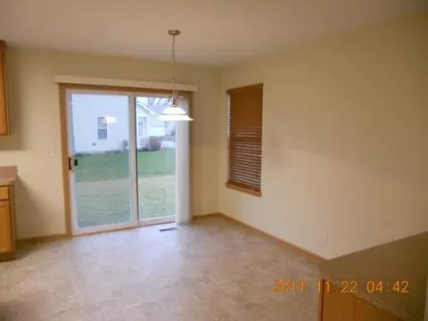 1336 Cape Cod Ln, Pingree Grove, IL 60140 photo 4