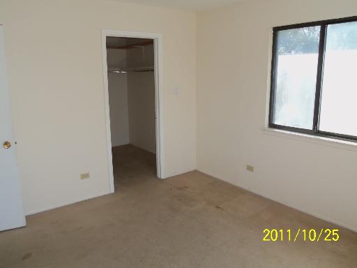 18643 Golfview Dr, Hazel Crest, IL 60429 photo 4