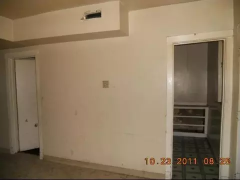 6411 S Artesian Ave, Chicago, IL 60629 photo 2