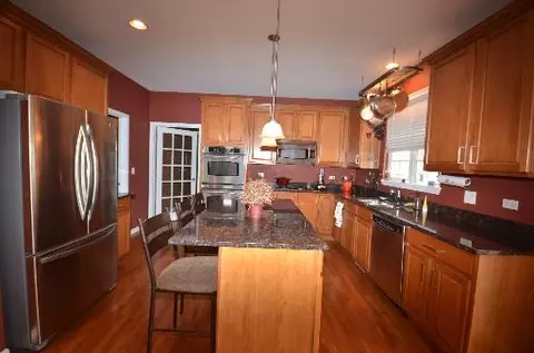 26340 Mapleview Dr, Plainfield, IL 60585 photo 9