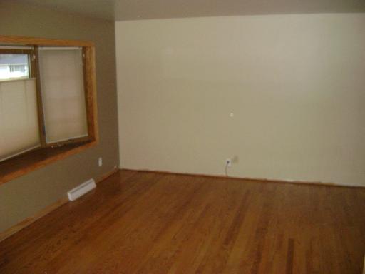325 Elden Dr, Cary, IL 60013 photo 1