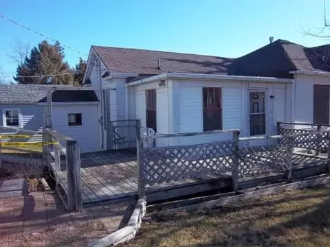 327 9th St, Peru, IL 61354 photo 3