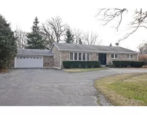 140 Cornwall Dr, Crete, IL 60417 photo 1