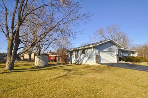 78 Brook Ln, Lake Villa, IL 60046 photo 2
