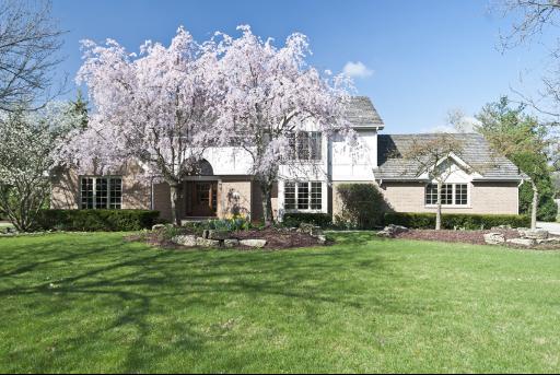 1640 Devonshire Ln, Lake Forest, IL 60045 photo 1
