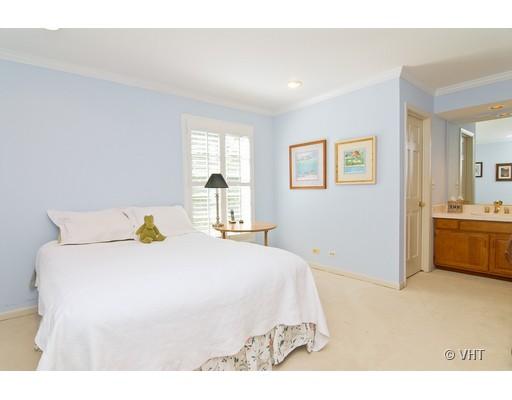 1640 Devonshire Ln, Lake Forest, IL 60045 photo 12