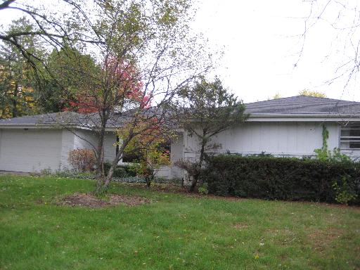 8047 Alabama Ave, Willowbrook, IL 60527 photo 1