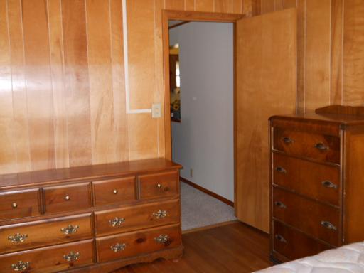 115 E First St, Cedar Point, IL 61316 photo 9