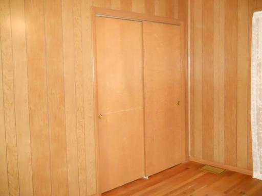 115 E First St, Cedar Point, IL 61316 photo 7
