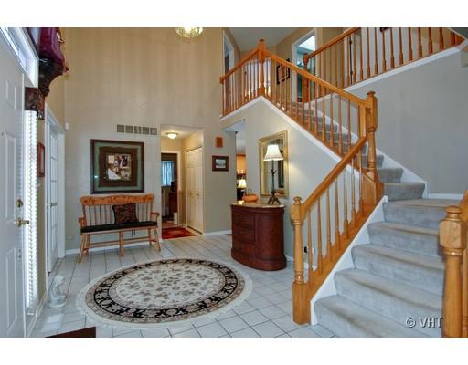 150 Arquilla Dr, Algonquin, IL 60102 photo 2