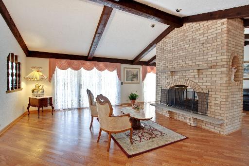 2050 Post Rd, Northbrook, IL 60062 photo 4
