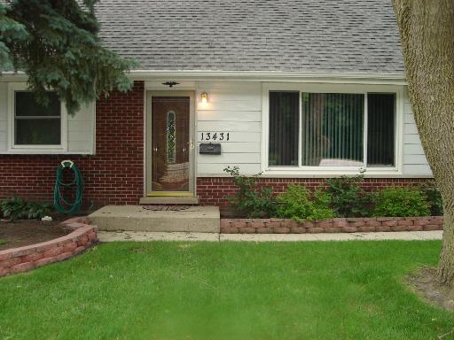 13431 Central Ave, Midlothian, IL 60445 photo 1