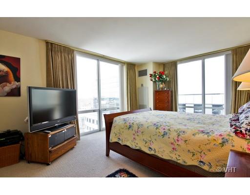 1640 Maple Ave #802, Evanston, IL 60201 photo 5