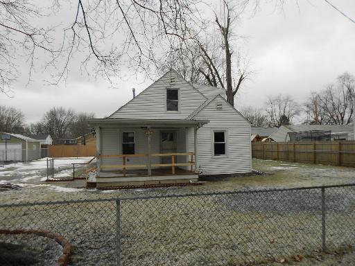 2204 Root St, Crest Hill, IL 60403 photo 1