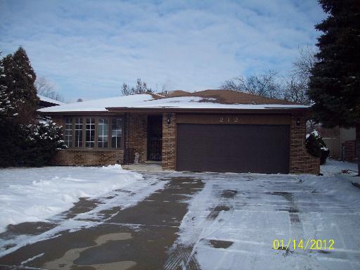 212 Poston Rd, Willow Springs, IL 60480 photo 1