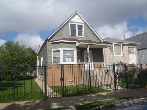 2118 N Kenneth Ave, Chicago, IL 60639 photo 1