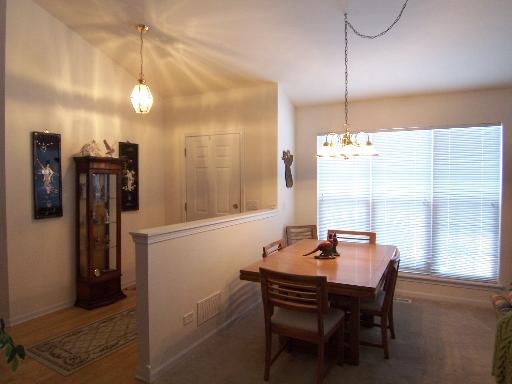950 Ferrara Ct, Cary, IL 60013 photo 3