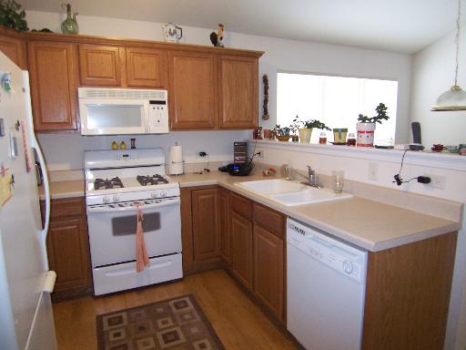 950 Ferrara Ct, Cary, IL 60013 photo 5