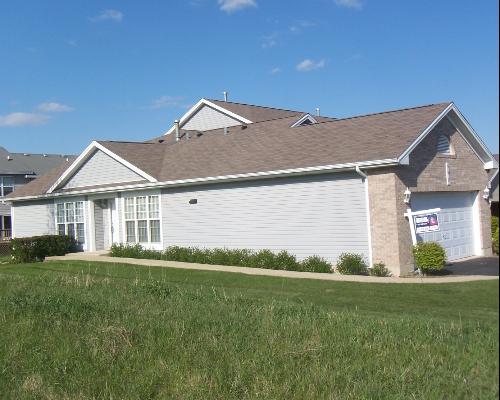 950 Ferrara Ct, Cary, IL 60013 photo 1