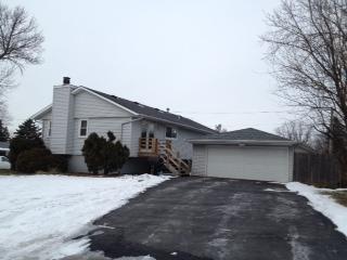 1241 Post Rd, Aurora, IL 60506 photo 2