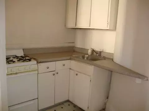 5818 N Ridge Ave, Chicago, IL 60660 photo 9