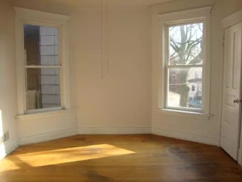 5818 N Ridge Ave, Chicago, IL 60660 photo 12