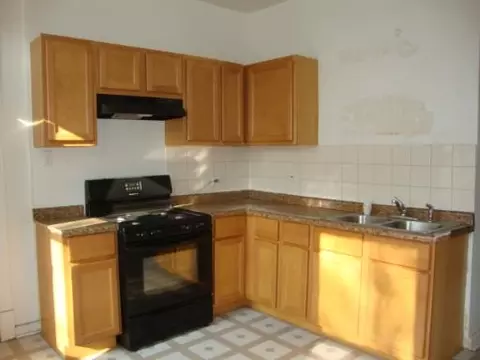 5818 N Ridge Ave, Chicago, IL 60660 photo 11