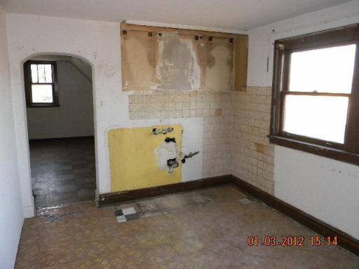 33 E 122nd Pl, Chicago, IL 60628 photo 7
