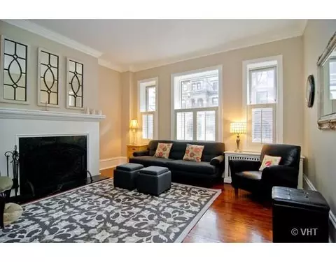20 E Goethe St #101, Chicago, IL 60610 photo 2