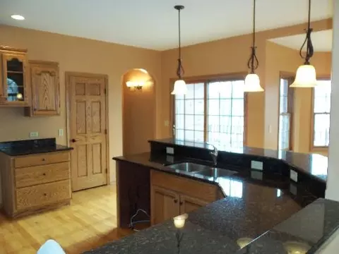 425 Edgewater Dr, Morris, IL 60450 photo 10