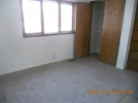 229 E High St, Sycamore, IL 60178 photo 10
