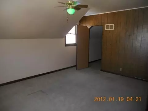 229 E High St, Sycamore, IL 60178 photo 12