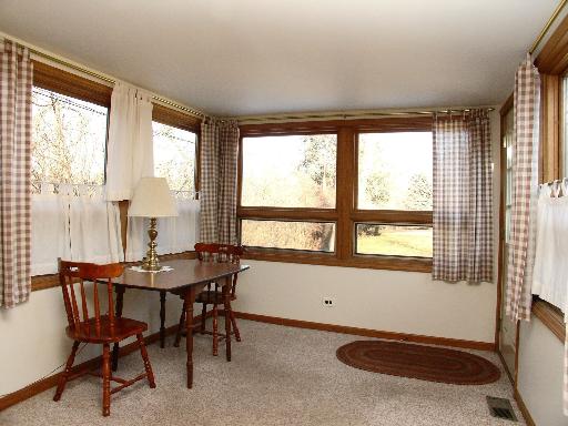 466 Selborne Rd, Riverside, IL 60546 photo 11