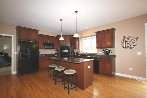 5560 Bergamot Ln, Naperville, IL 60564 photo 7