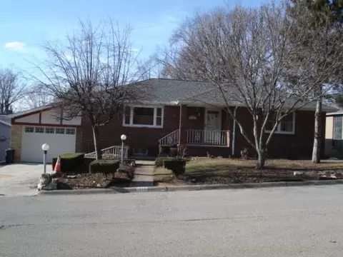 1810 Putnam St, Peru, IL 61354 photo 1