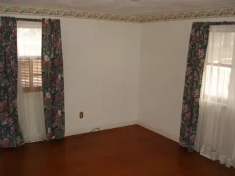 1810 Putnam St, Peru, IL 61354 photo 7