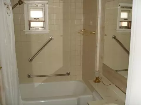 1810 Putnam St, Peru, IL 61354 photo 8