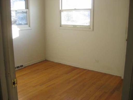 1630 Meyer St, Elgin, IL 60123 photo 6