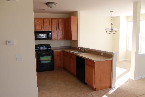 5017 Norwalk Ct, Plainfield, IL 60586 photo 2