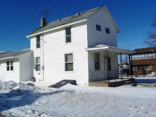 106 S Main St, Ohio, IL 61349 photo 1