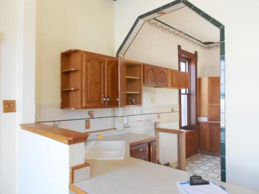 703 Raymond St, Elgin, IL 60120 photo 4