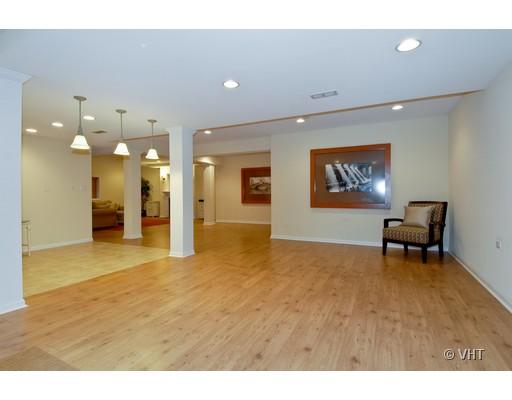3020 Kelltowne Ct, Naperville, IL 60565 photo 9