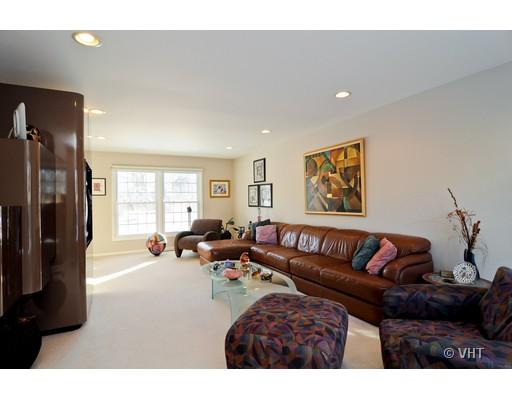 3200 Cherry Ln, Northbrook, IL 60062 photo 2