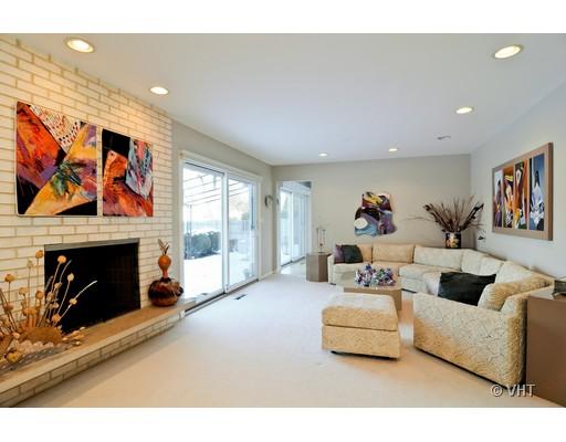 3200 Cherry Ln, Northbrook, IL 60062 photo 5