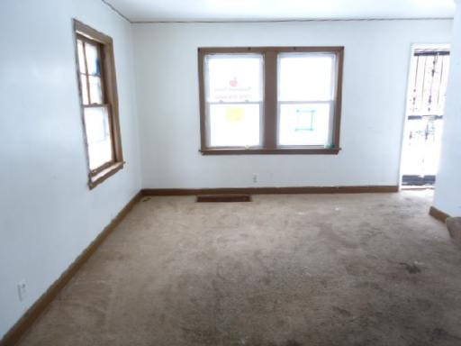 737 E 105th Pl, Chicago, IL 60628 photo 3