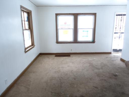 737 E 105th Pl, Chicago, IL 60628 photo 2