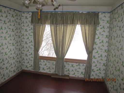 420 E 7th St, Lockport, IL 60441 photo 11