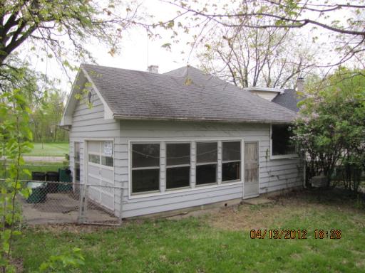 420 E 7th St, Lockport, IL 60441 photo 3