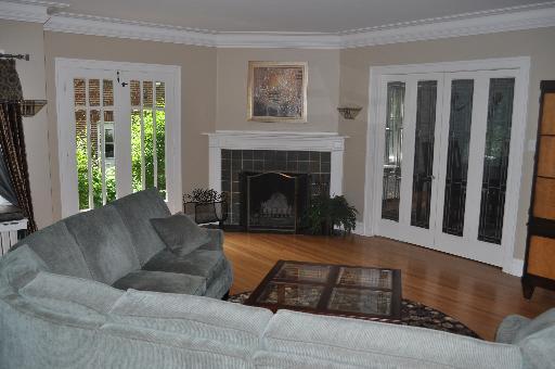 1024 Monroe Ave, River Forest, IL 60305 photo 3